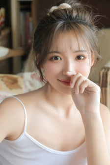 韩素英